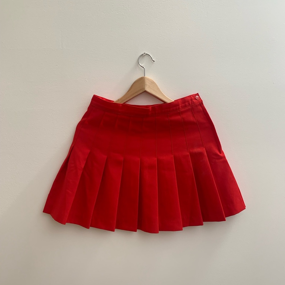 Vintage 2000’s Sporting Look Red Tennis Skirt